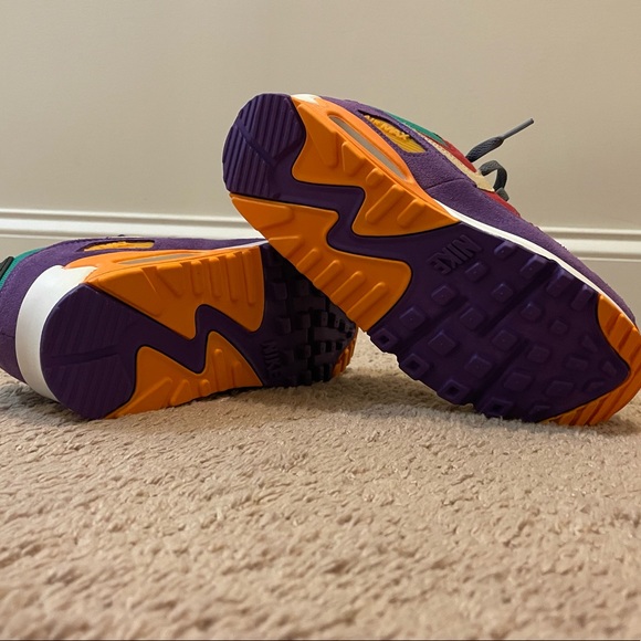 Nike Air Max - Picture 2 of 4